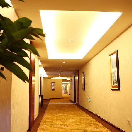Mingcheng Times Hotel Chengdu Buitenkant foto