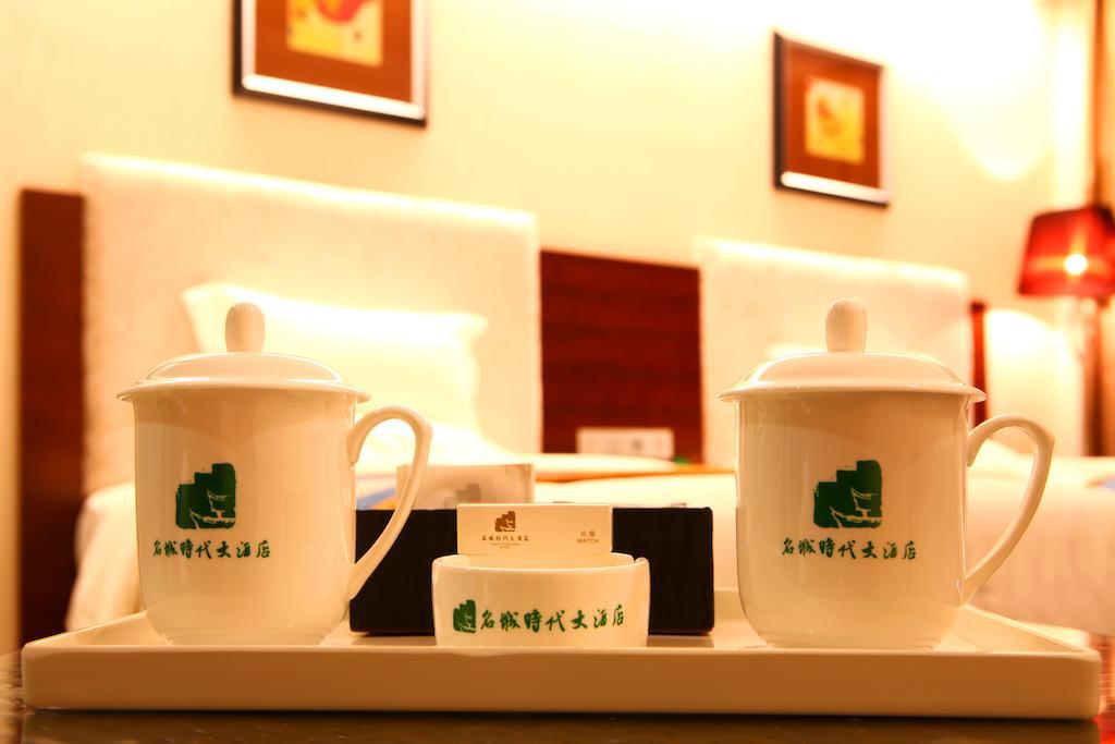 Mingcheng Times Hotel Chengdu Buitenkant foto
