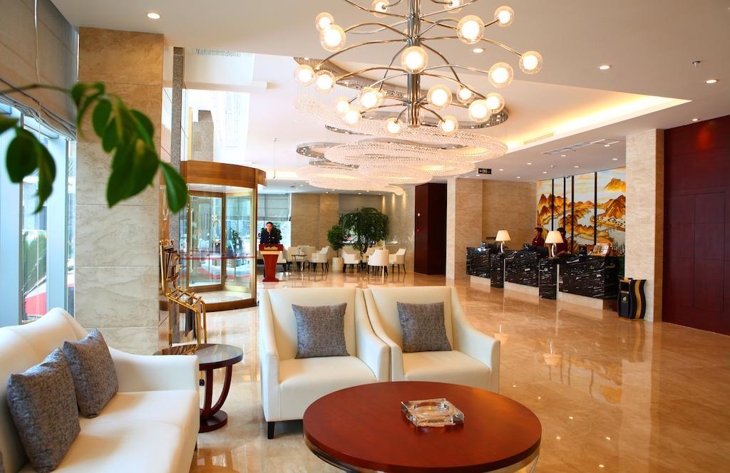 Mingcheng Times Hotel Chengdu Buitenkant foto