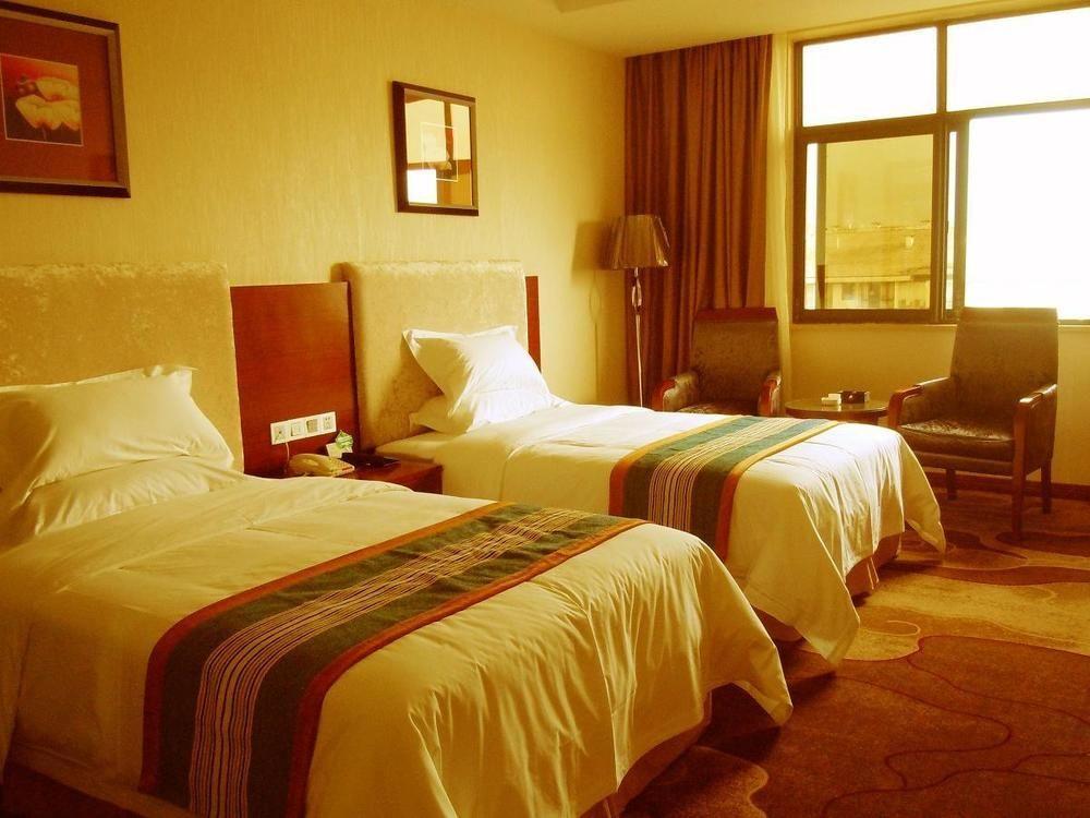Mingcheng Times Hotel Chengdu Buitenkant foto