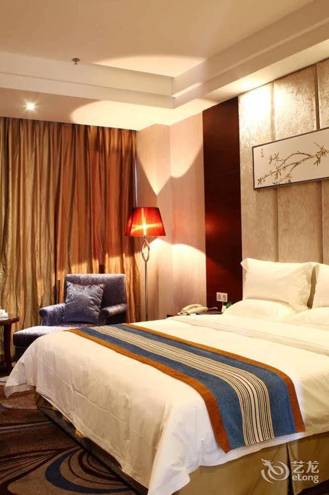 Mingcheng Times Hotel Chengdu Buitenkant foto